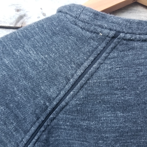 Isaora Small Heavy Sweater, Grey, Small, Featuring Pit Vents - Picture 5 of 8